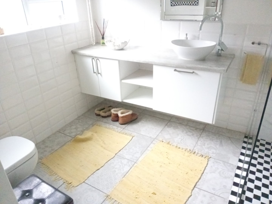4 Bedroom Property for Sale in Gonubie Eastern Cape